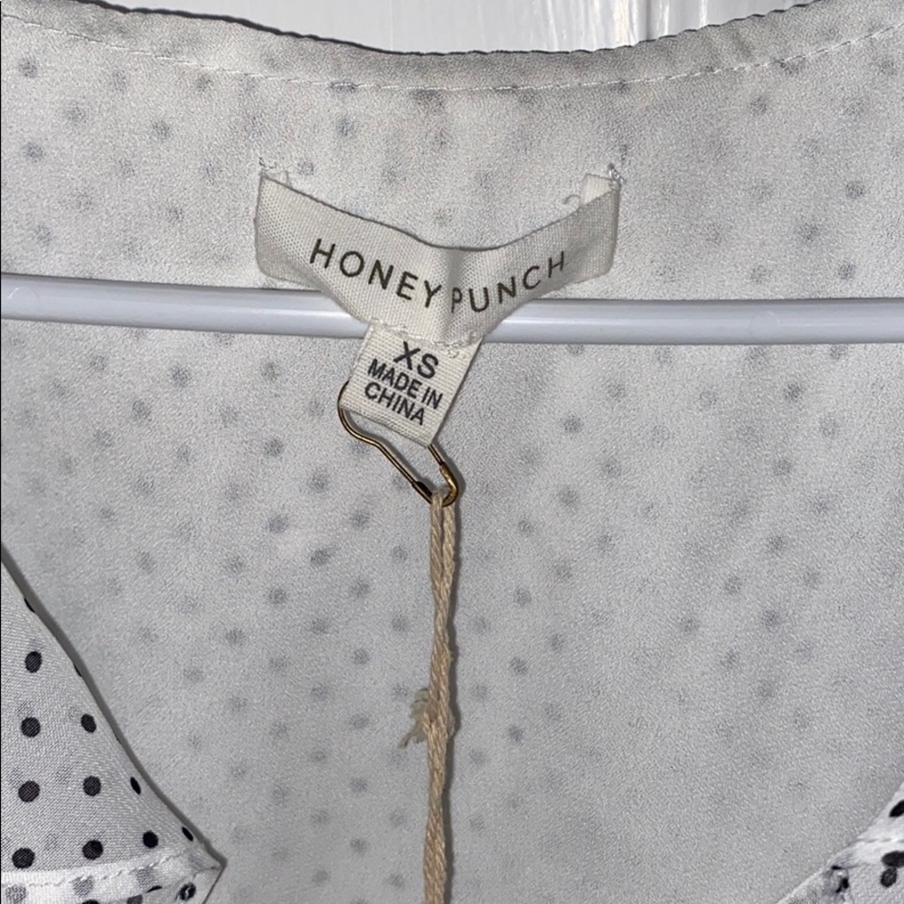 TOBI Polka Dot Blouse - Picture 4 of 4